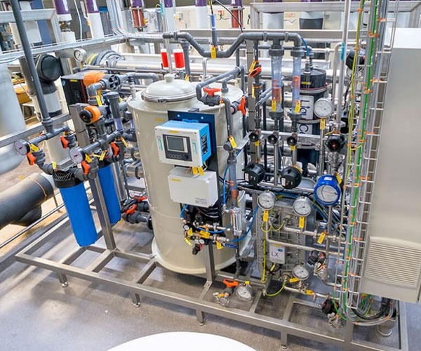 DE-IONIZER SYSTEM IN KUWAIT