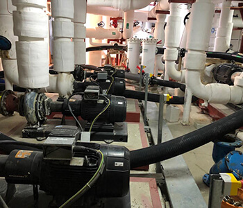 chiller-system-flushing-services-in-uae